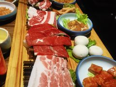 -明洞阿姨·韩式酱蟹烤肉·创意料理(三元桥店)