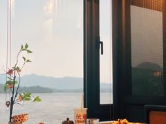 靠窗位-柳莺湖上·湖景餐厅·江南菜(西湖店)