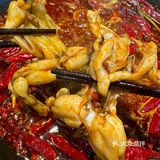 上海新开的……火锅界萨莉亚🥲🥲🥲。。。。