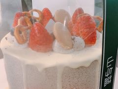 -山与蓝·轻糖鲜果蛋糕(勒泰店)