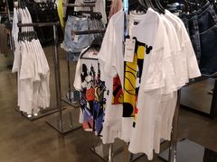 -ZARA(恒隆广场店)