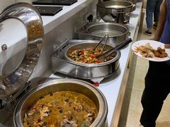 自助取餐区-泉福居酱骨头自助广场(南大街商业步行街店)