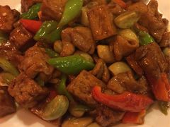 -闯关东东北农家菜(崂山石老人店)