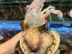 -雍容荟帝王蟹活龙虾展台自助(IFS黑金店)