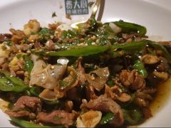 -费大厨辣椒炒肉(高铁吾悦广场店)