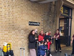 -九又四分之三站台