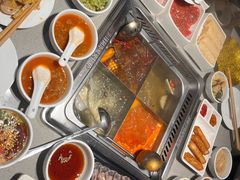 -海底捞火锅(宝龙广场夜宵主题店)