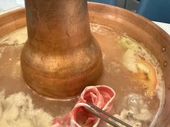 -毛辣果·贵州红酸汤牛肉火锅(西单店)
