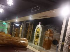 -绿岛汤泉韩式休闲会所