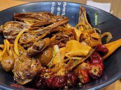 -风光老灶麻辣香锅(大成路翠微百货店)