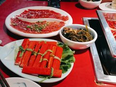 -二荆条·蜀鲜汇城市森林火锅