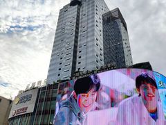 -苏宁易购(成都春熙路店)