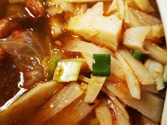 -卓雅桂林米粉