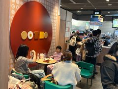 -麦当劳(上海虹桥站30B检票口楼上)