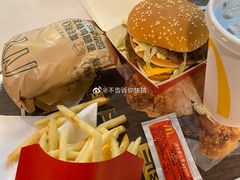 巨无霸经典中薯条套餐-麦当劳(溧阳万达店)