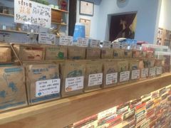 -猫的天空之城概念书店(杭州南宋御街店)