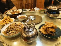 -鹤乡东北菜(崮山路店)