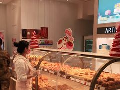 面包甜点陈列柜-好利来(北美N1店)