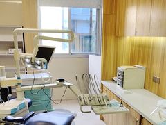 -上海仁爱医院口腔科 · 种植