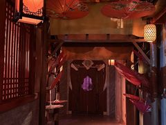 -暴风岛沉浸式体验馆(百联世纪店)