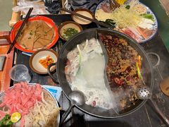 -周小明火锅(黑金冠社区店)