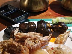 -亚马逊环球美食百汇(新城吾悦广场店)