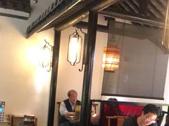 -卢大鲜鱼头捞饭(美利广场店)