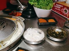 -哈哈碳都·牛肋条无限自助烤肉(台江万达店)