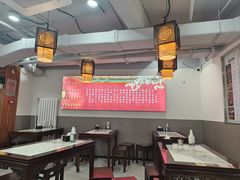 -尹记门钉肉饼(丰台站店)
