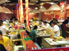 -万宝财富商业广场
