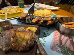-绿茵阁西餐厅(中央广场店)