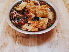 -鹿寨小何螺蛳粉店