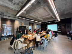 -瓷语堂(上海五维空间创意园店)