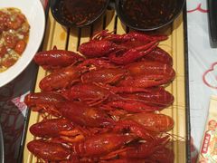 -肥肥虾庄·金牌油焖大虾(汉口城市广场店)