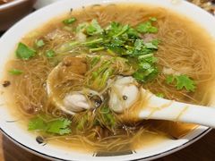 蚵仔大肠面线-光头匠