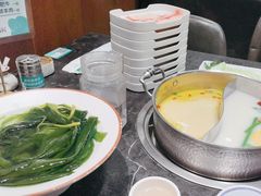 -江小渔鲜鱼火锅(西二道街店)