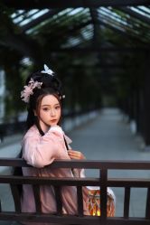 -一揽芳华汉服旗袍体验馆(拙政园店)