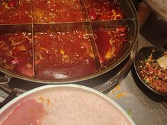 -小天鹅火锅·一线江景洪鼎旗舰店(洪崖洞店)