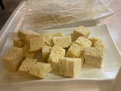 -鑫渔港海鲜本地菜·山海关浑锅(东戴河店)