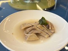 -上海怡沁园度假酒店
