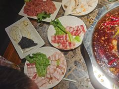 -六公里老火锅(总店)