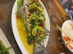 -Dang restaurant (patong phuket)