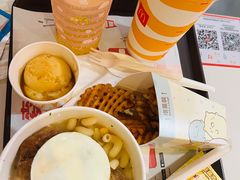 -麦当劳(水坑尾街店)