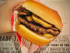蘑菇牛肉汉堡-FATBURGER 特富客汉堡(外交公寓店)