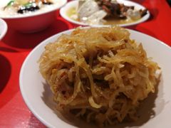 -蓝田九大碗民俗食府(蓝田店)