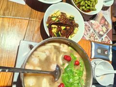 -黄泥岗·地道湖北菜(奥特莱斯店)