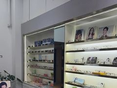 -视野联行眼镜·蔡司·控优点授权(长白万象汇店)