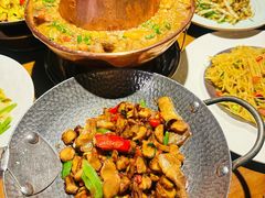 -雀舞云南菜(天津天河城购物中心店)