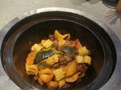 -山河屯铁锅炖(哈西站店)