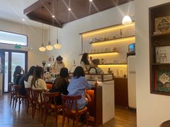 -Café Monson